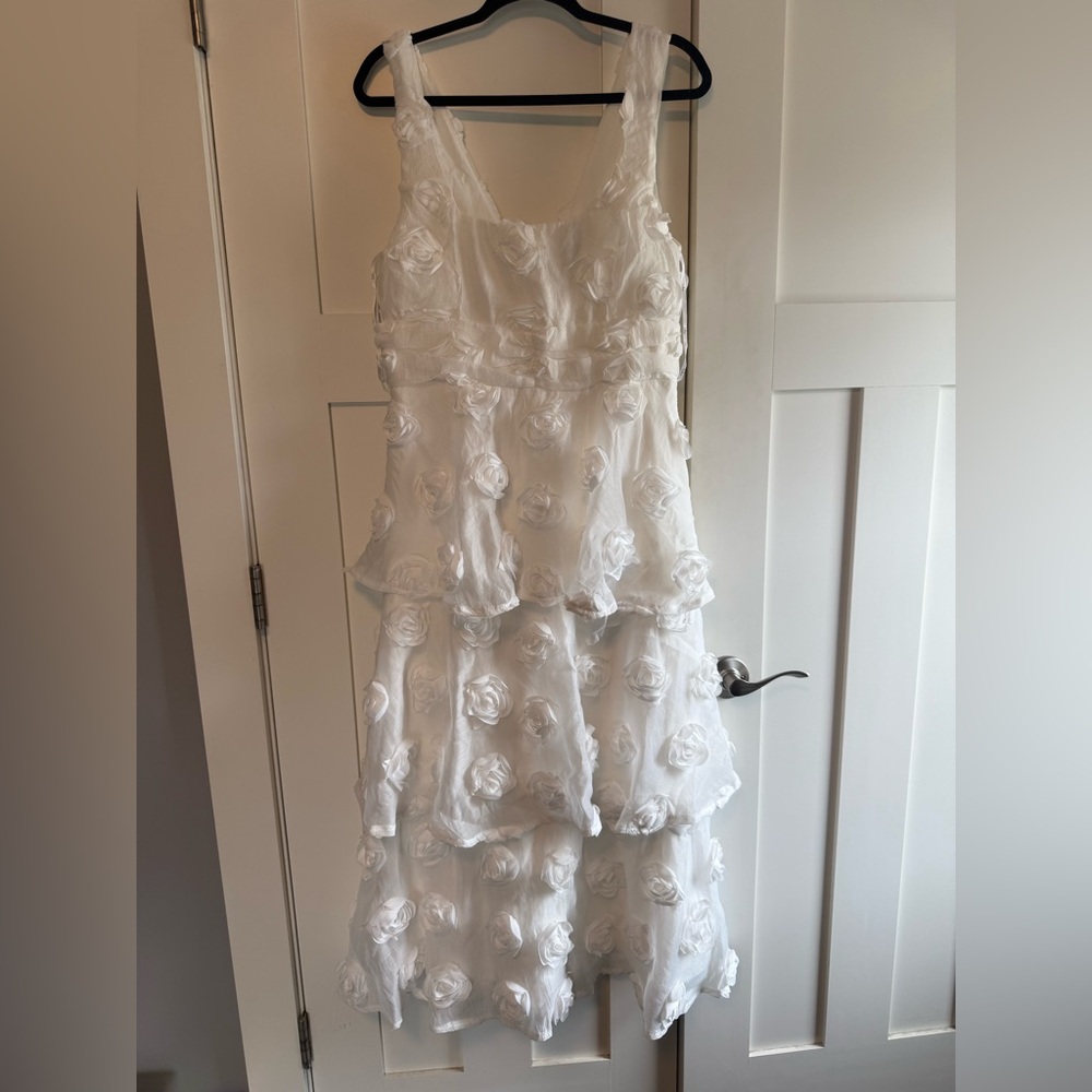 Lulus Exceptional Entrance White Sleeveless Tiered Rosette Midi Dress large - Picture 2 of 16